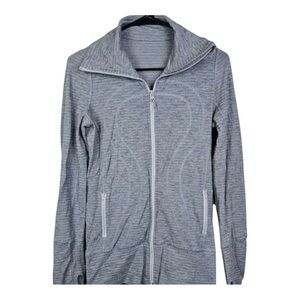 Lululemon Women's Heathered Grey Define Jacket Size 6 Athleisurecore Clean Girl